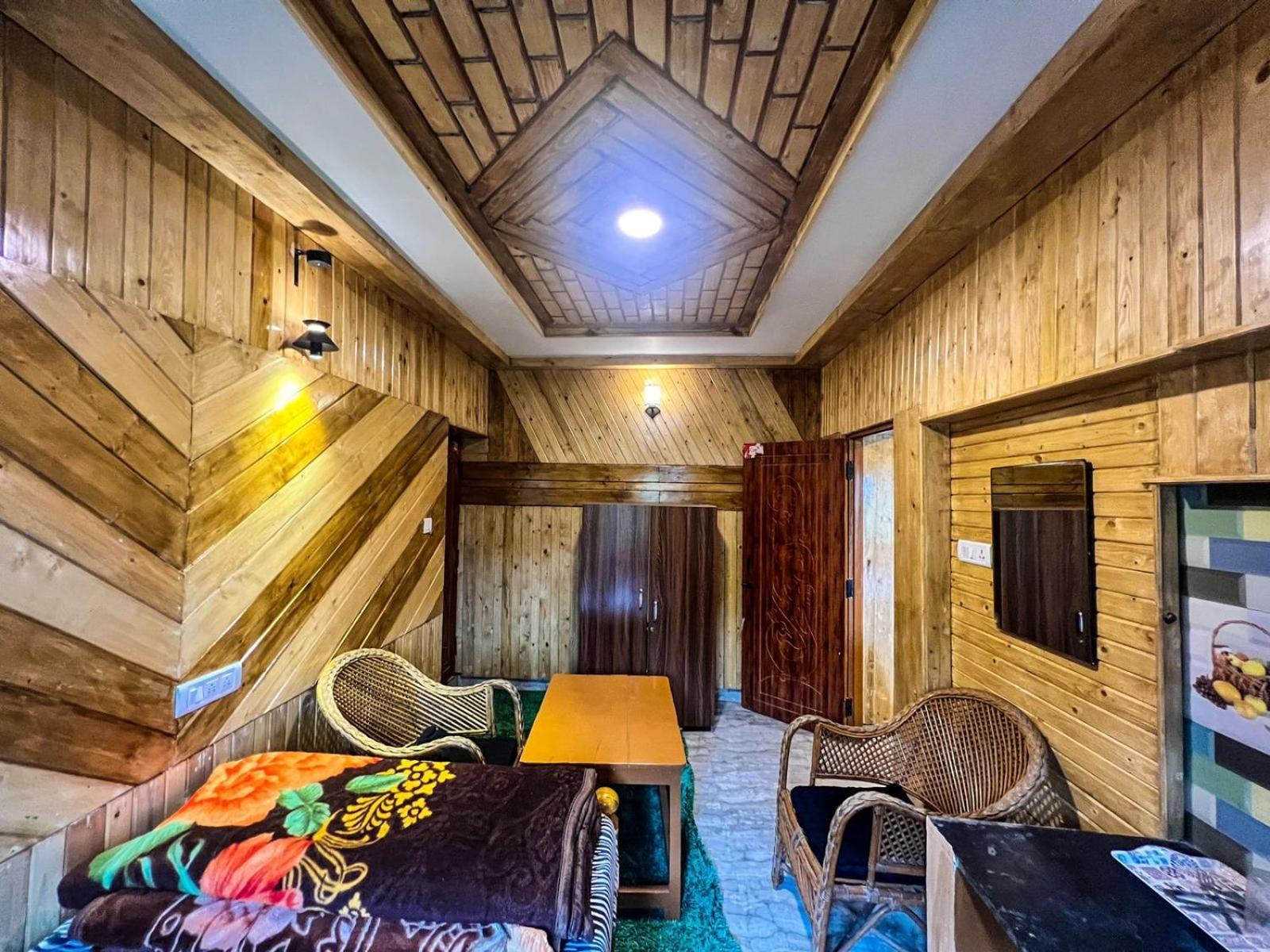 Venish Home Stay Кодайканал Екстериор снимка